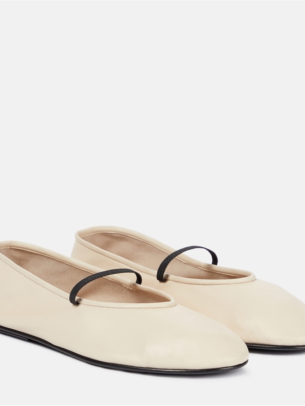 The Row Soft Leather Ballet Flats Cream EU 37